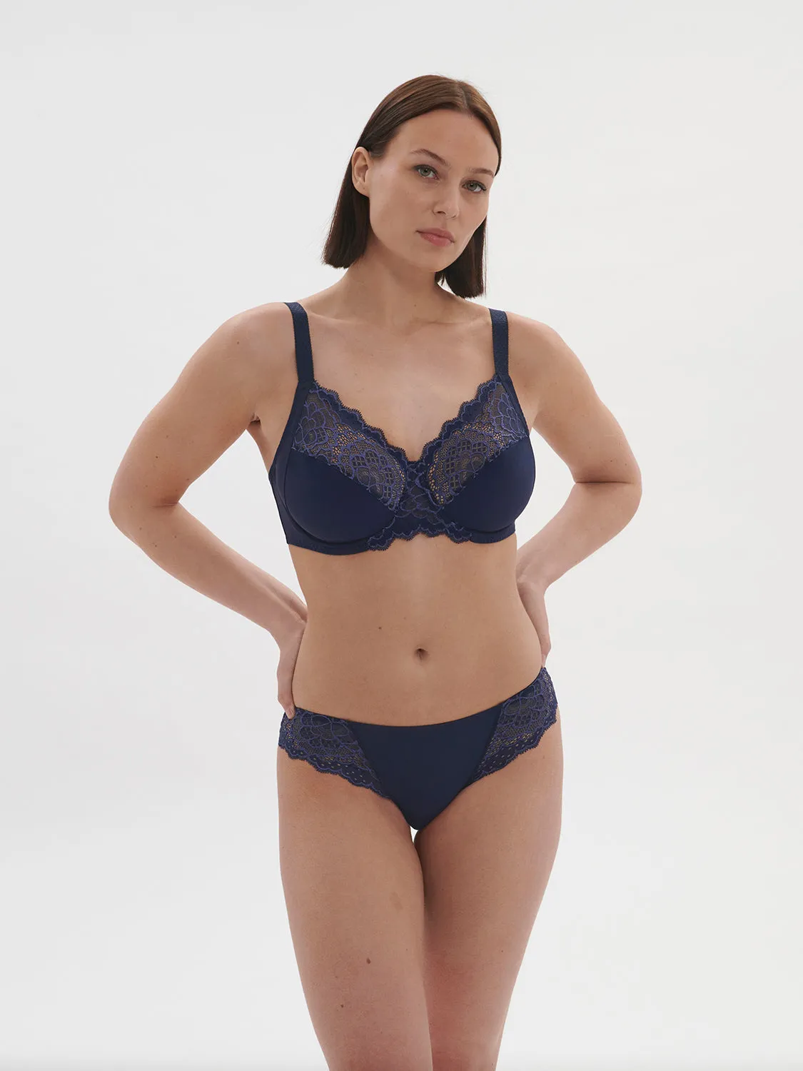 Caresse Full Cup - Ink Blue