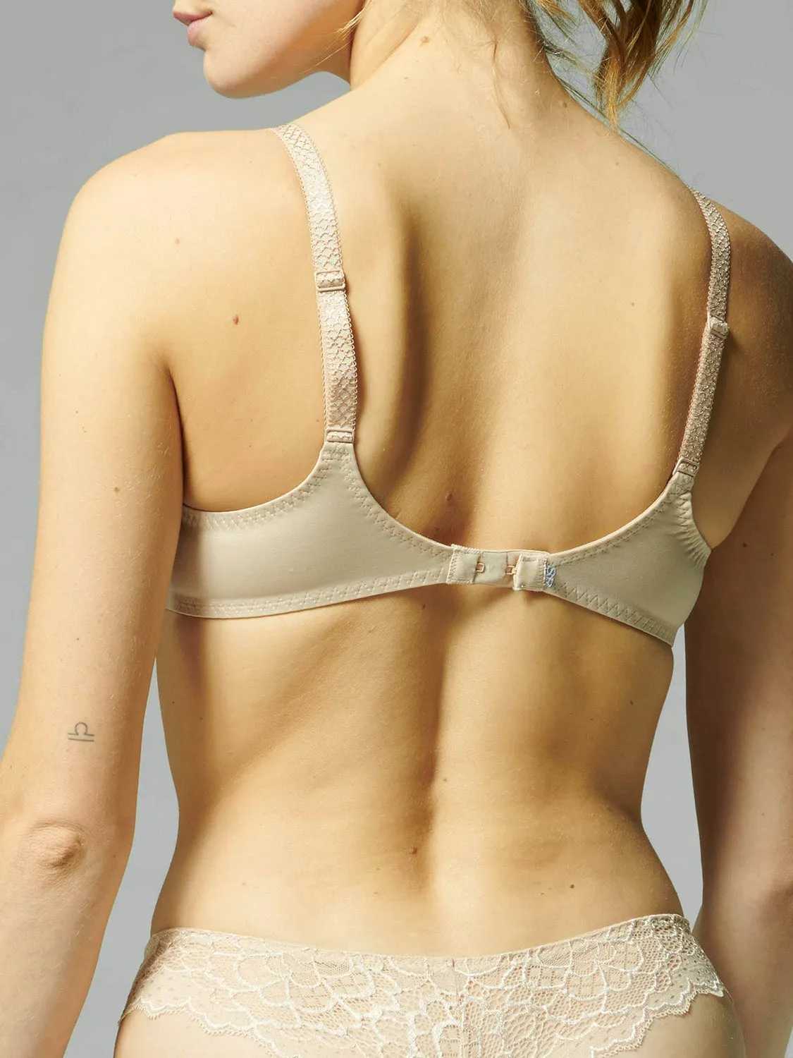 Caresse Full Cup - Peau Rose