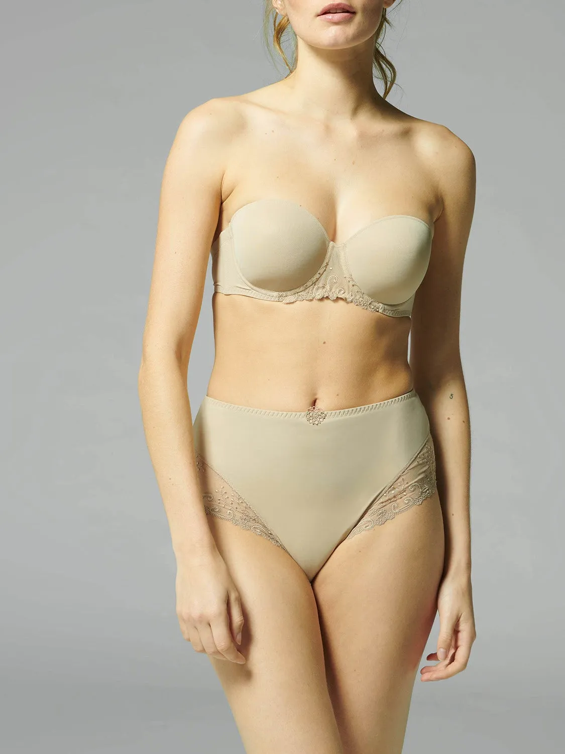 Delice Retro Brief - Sand