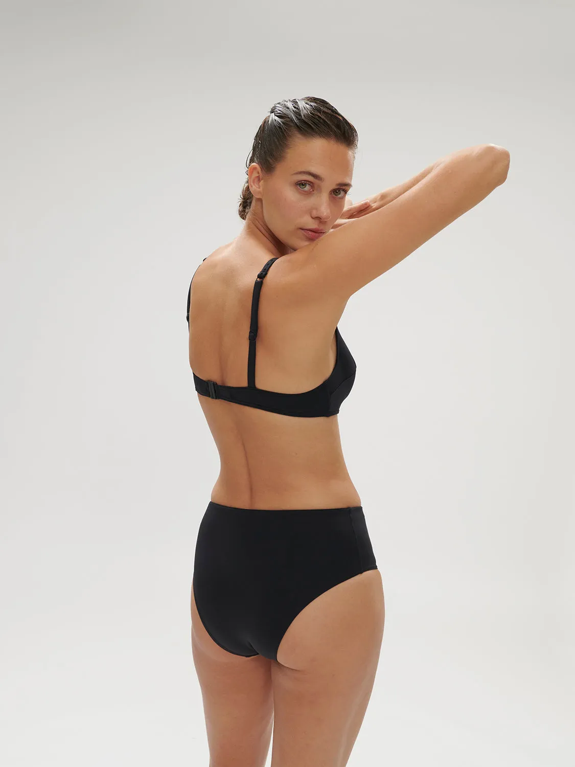 Hoya Retro Brief - Black