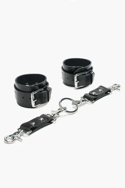 Poppy Leather Legs Garters in Black