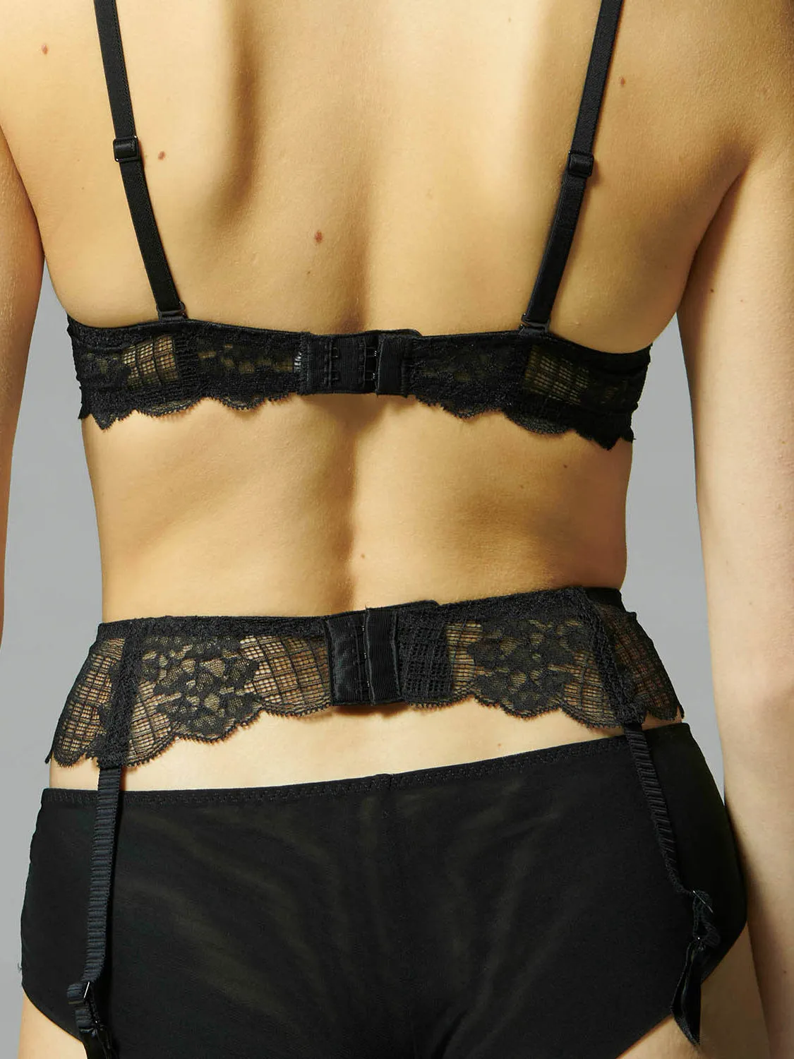 Reve Suspender Belt - Black