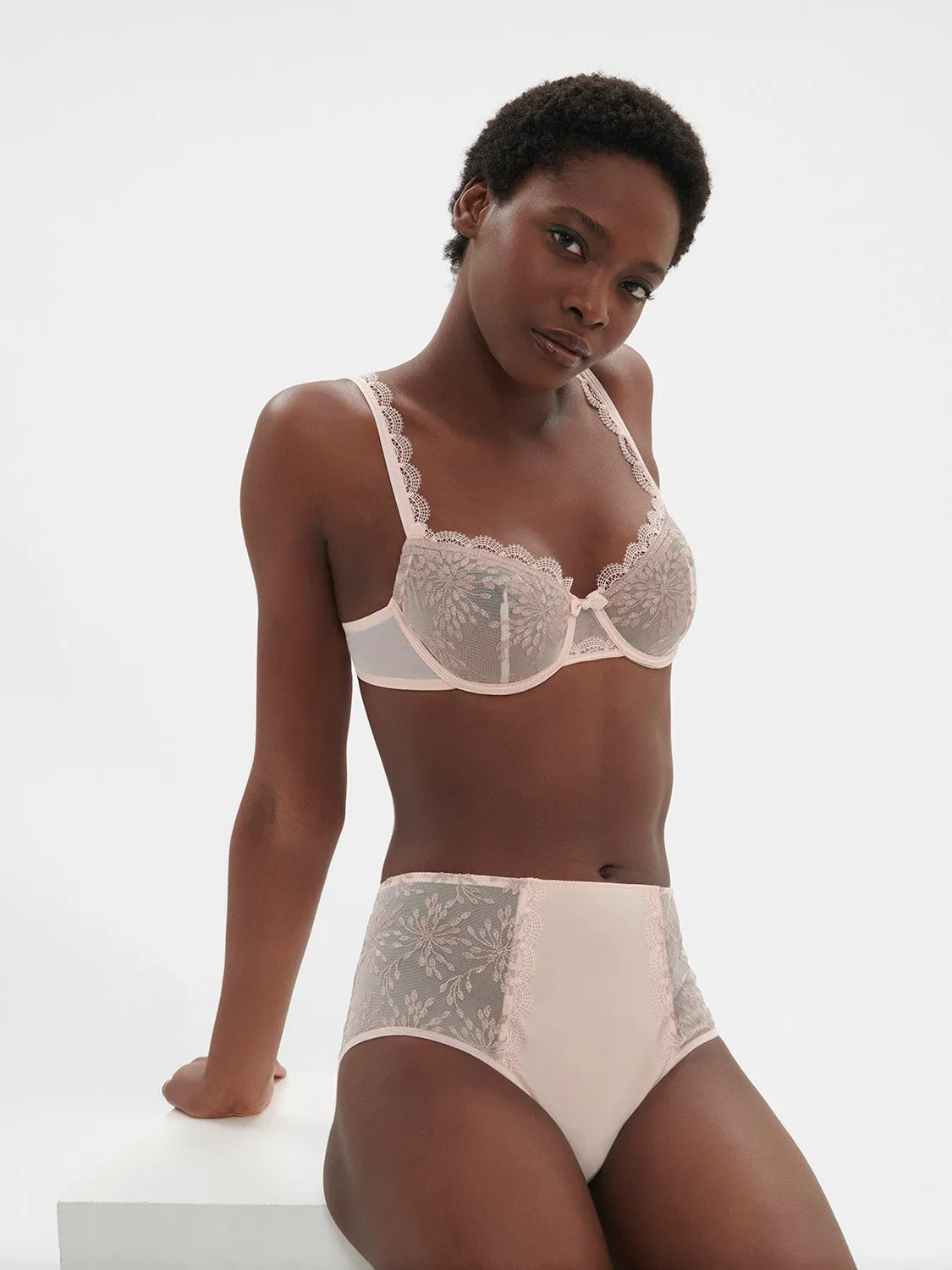 Singuliere Retro Brief - Petal Powder